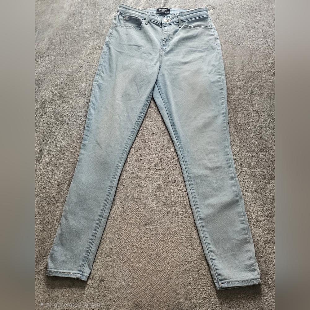Levi's Light Blue Skinny Women's Jeans